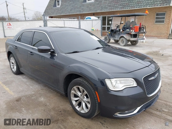 2016 Chrysler 300 Anniversary Edition z VIN 2C3CCAAG0GH135642, wystawiony jako IAAI lot #42073900 z przebiegiem 147 476 mil mil oraz . Historia ofert i sprzedaży dostępna na DreamBid. Obrazek 1.