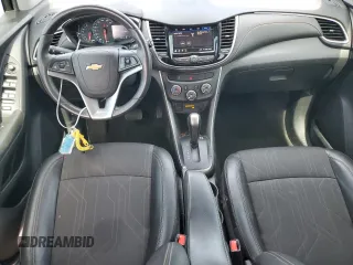 2021 Chevrolet Trax LT z VIN KL7CJLSB8MB356150, wystawiony jako Copart lot #52855555 z przebiegiem 51 781 mil mil oraz Szkoda całkowita • Salvage title. Historia ofert i sprzedaży dostępna na DreamBid. Obrazek 8.