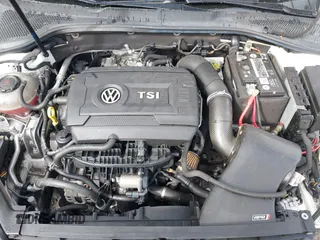 2021 Volkswagen GTI S z VIN 3VW5T7AU2MM001366, wystawiony jako IAAI lot #42189093 z przebiegiem 63 818 mil mil oraz . Historia ofert i sprzedaży dostępna na DreamBid. Obrazek 10.