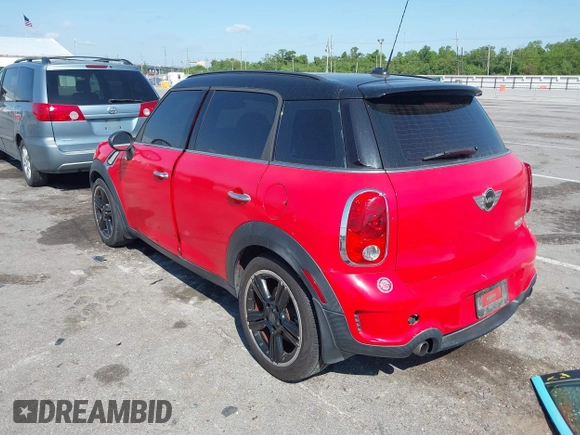 2012 MINI Countryman S z VIN WMWZC3C55CWM27826, wystawiony jako IAAI lot #42065318 z przebiegiem 120 852 mil mil oraz . Historia ofert i sprzedaży dostępna na DreamBid. Obrazek 3.