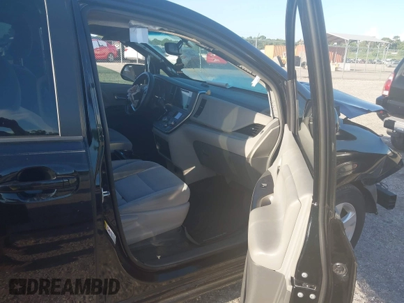 2017 Toyota Sienna LE Auto Access Seat with VIN 5TDKZ3DC5HS811239, listed as a IAAI auction lot 42723268 with 170,309 mi miles and . Bid and sale history available at DreamBid. Image 5.