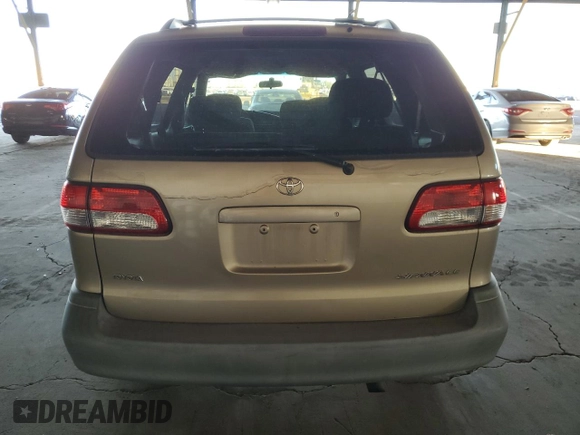 2002 Toyota Sienna CE with VIN 4T3ZF19C62U416738, listed as a Copart auction lot 81414694 with 179,051 mi miles and Clean Title. Bid and sale history available at carsss.com. Image 6.