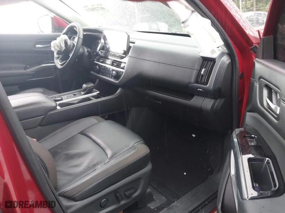 2024 Nissan Pathfinder SL with VIN 5N1DR3CC6RC236545, listed as a IAAI auction lot 41725833 with 10,644 mi miles. Bid and sale history available at carsss.com. Image 5.