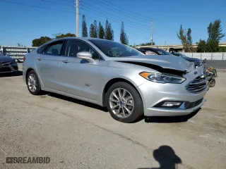 2017 Ford Fusion Energi SE with VIN 3FA6P0PU7HR191271, listed as a Copart auction lot 36938703 with 44,224 mi miles. Bid and sale history available at carsss.com. Image 4.