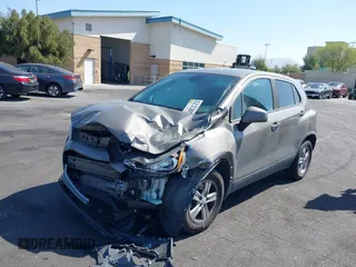 2020 Chevrolet Trax LS with VIN KL7CJKSB3LB353522, listed as a IAAI auction lot 42100884 with Not provided miles and . Bid and sale history available at DreamBid. Image 20.