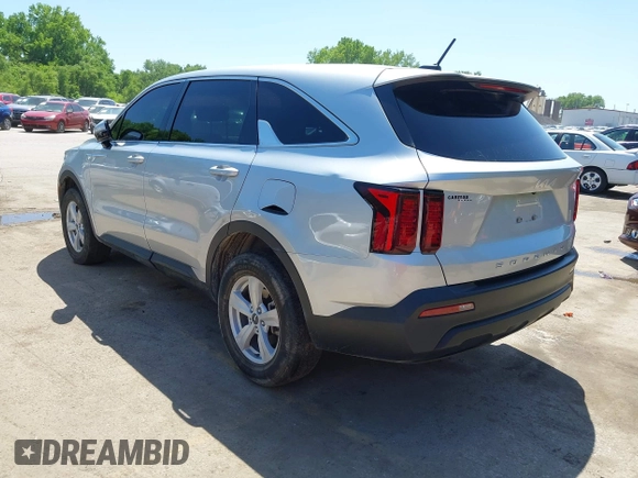 2022 Kia Sorento LX with VIN 5XYRGDLC8NG113406, listed as a IAAI auction lot 42226699 with 60,848 mi miles and . Bid and sale history available at DreamBid. Image 3.
