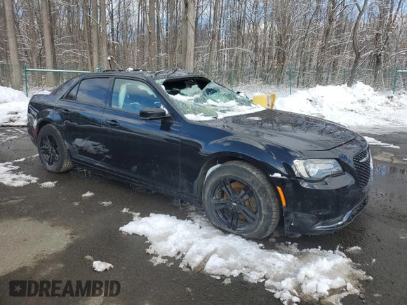 2017 Chrysler 300 S with VIN 2C3CCAGG6HH512600, listed as a Copart auction lot 41856685 with 105,554 mi miles and Salvage Title. Bid and sale history available at DreamBid. Image 4.