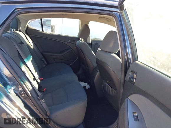 2015 Kia Optima LX with VIN KNAGM4A79F5547332, listed as a IAAI auction lot 42711552 with 154,318 mi miles and . Bid and sale history available at DreamBid. Image 8.