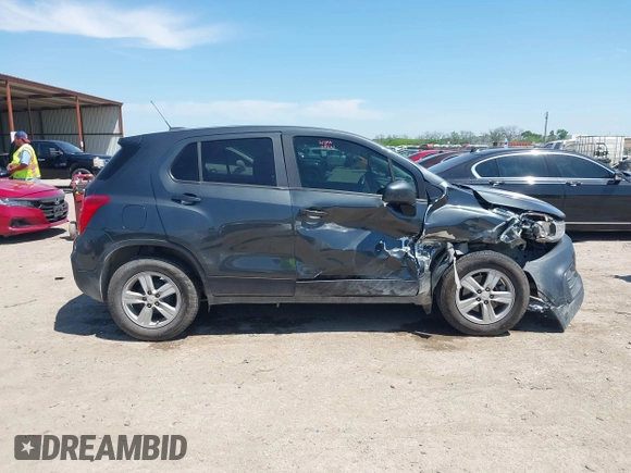 2020 Chevrolet Trax LS with VIN 3GNCJKSBXLL260487, listed as a IAAI auction lot 42044189 with 94,191 mi miles and . Bid and sale history available at DreamBid. Image 13.