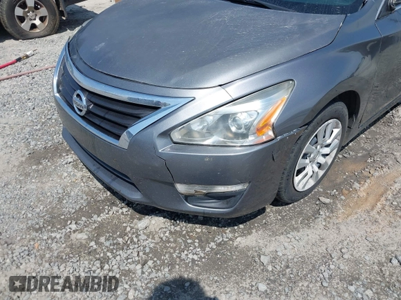 2014 Nissan Altima S with VIN 1N4AL3AP7EN355837, listed as a IAAI auction lot 42102259 with 290,639 mi miles and . Bid and sale history available at carsss.com. Image 6.