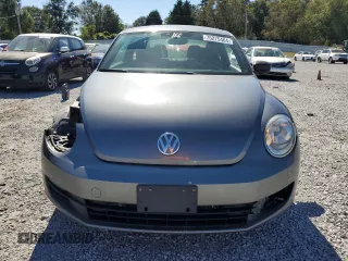 2012 Volkswagen Beetle Entry PZEV with VIN 3VWFP7AT7CM646271, listed as a Copart auction lot 75275464 with 139,918 mi miles and Salvage Title. Bid and sale history available at carsss.com. Image 5.