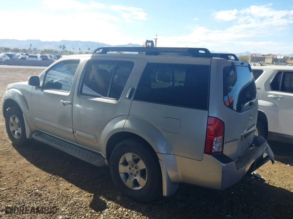2006 Nissan Pathfinder SE with VIN 5N1AR18UX6C616640, listed as a IAAI auction lot 41451002 with 208,155 mi miles. Bid and sale history available at carsss.com. Image 13.
