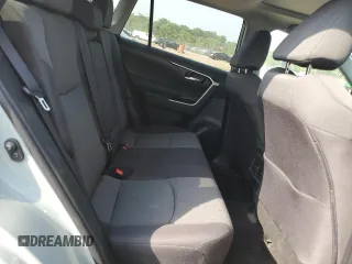 2022 Toyota RAV4 XLE with VIN 2T3P1RFVXNW308735, listed as a Copart auction lot 60435335 with 30,578 mi miles and Salvage title. Bid and sale history available at DreamBid. Image 11.