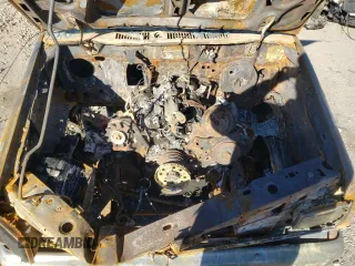 1986 Ford Bronco z VIN 1FMCU14TXGUD18203, wystawiony jako Copart lot #47194155 z przebiegiem Nie podano mil oraz Czysty tytuł • Clean title. Historia ofert i sprzedaży dostępna na DreamBid. Obrazek 13.