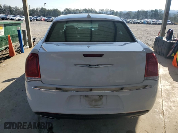 2019 Chrysler 300 Limited with VIN 2C3CCAKG4KH578075, listed as a Copart auction lot 48793195 with 96,986 mi miles and Salvage Title. Bid and sale history available at carsss.com. Image 6.