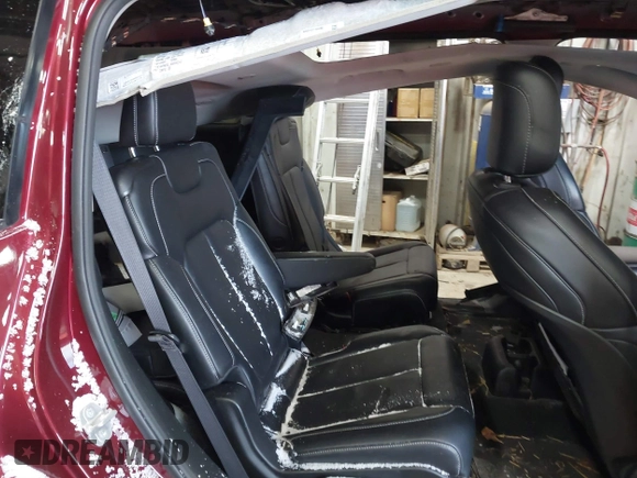 2022 Jeep Grand Cherokee Limited with VIN 1C4RJKBG4N8588696, listed as a IAAI auction lot 41367511 with Not provided miles and . Bid and sale history available at DreamBid. Image 8.