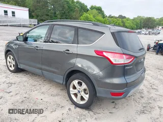2016 Ford Escape SE with VIN 1FMCU0GX3GUC05279, listed as a IAAI auction lot 42142557 with 87,177 mi miles. Bid and sale history available at carsss.com. Image 3.