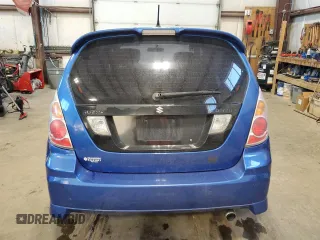 2005 Suzuki Aerio SX z VIN JS2RC61H455303174, wystawiony jako Copart lot #87417584 z przebiegiem 263 530 mil mil oraz Szkoda całkowita • Salvage title. Historia ofert i sprzedaży dostępna na DreamBid. Obrazek 6.