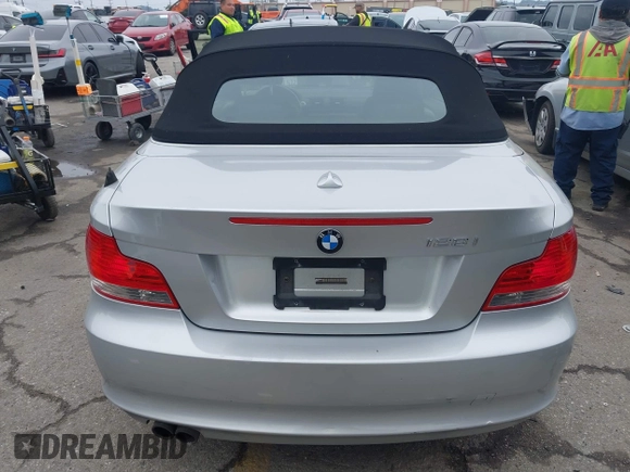 2009 BMW 1 Series 128i with VIN WBAUN13519VH81367, listed as a IAAI auction lot 41710584 with 94,462 mi miles and . Bid and sale history available at DreamBid. Image 17.