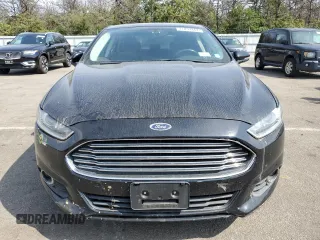 2016 Ford Fusion SE with VIN 3FA6P0HDXGR363287, listed as a Copart auction lot 71837404 with 70,135 mi miles and Non repairable. Bid and sale history available at DreamBid. Image 5.