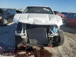 2022 GMC Canyon 4WD AT4 w/Cloth with VIN 1GTG6FEN3N1284682, listed as a Copart auction lot 42786325 with 39,056 mi miles and Salvage Title. Bid and sale history available at carsss.com. Image 5.