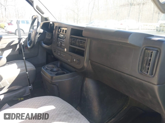 2016 Chevrolet Express Passenger LT with VIN 1GAZGPFGXG1284346, listed as a IAAI auction lot 41844084 with 74,555 mi miles and . Bid and sale history available at DreamBid. Image 5.