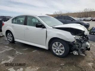 2013 Subaru Legacy 2.5i z VIN 4S3BMCA62D3040389, wystawiony jako Copart lot #50062795 z przebiegiem 181 180 mil mil oraz Szkoda całkowita • Salvage title. Historia ofert i sprzedaży dostępna na DreamBid. Obrazek 4.