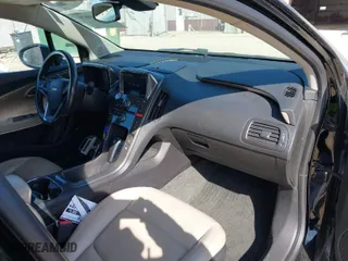 2011 Chevrolet Volt with VIN 1G1RD6E44BU100469, listed as a IAAI auction lot 41749871 with 163,903 mi miles. Bid and sale history available at carsss.com. Image 5.