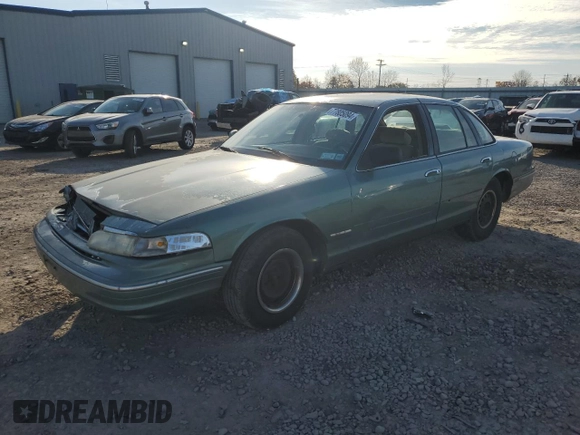1997 Ford Crown Victoria с VIN 2FALP73W6VX173232, выставлен на аукционе Copart как лот 77805094 с пробегом 228 871 миль миль и Списание • Salvage title. История ставок и продаж доступна на DreamBid. Изображение 1.