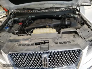 2019 Lincoln Navigator L Black Label with VIN 5LMJJ3TT4KEL19103, listed as a Copart auction lot 61081284 with 58,418 mi miles and Salvage Title. Bid and sale history available at carsss.com. Image 12.