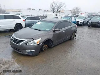 2015 Nissan Altima 2.5 SL with VIN 1N4AL3AP7FN337517, listed as a IAAI auction lot 41076075 with 143,635 mi miles. Bid and sale history available at carsss.com. Image 18.