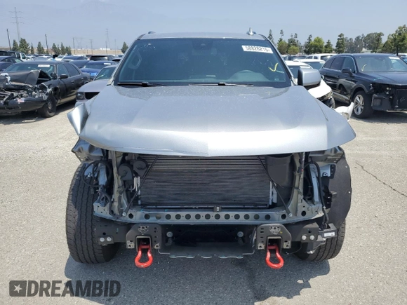 2023 Chevrolet Tahoe Z71 z VIN 1GNSKPKD9PR525616, wystawiony jako Copart lot #58828215 z przebiegiem 14 698 mil mil oraz Szkoda całkowita • Salvage title. Historia ofert i sprzedaży dostępna na DreamBid. Obrazek 5.