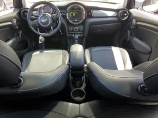 2017 MINI Hardtop 4 Door Cooper with VIN WMWXU1C32H2F77790, listed as a Copart auction lot 62352415 with 71,661 mi miles and Salvage title. Bid and sale history available at DreamBid. Image 8.