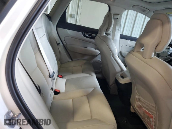 2018 Volvo XC60 Momentum with VIN LYV102RK5JB101138, listed as a Copart auction lot 54764115 with 58,396 mi miles and Salvage title. Bid and sale history available at DreamBid. Image 11.