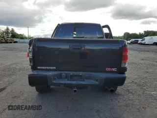 2008 GMC Sierra Denali z VIN 2GTEK638981155280, wystawiony jako Copart lot #60774984 z przebiegiem 195 303 mil mil oraz Szkody całkowita. Historia ofert i sprzedaży dostępna na DreamBid. Obrazek 6.
