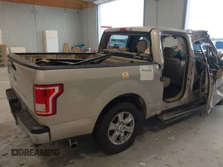 2017 Ford F-150 XL with VIN 1FTEW1CP0HKC70980, listed as a IAAI auction lot 39181898 with 1 mi miles. Bid and sale history available at carsss.com. Image 21.