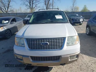 2004 Ford Expedition Eddie Bauer with VIN 1FMFU18L44LA59720, listed as a IAAI auction lot 41948812 with 163,142 mi miles. Bid and sale history available at carsss.com. Image 12.