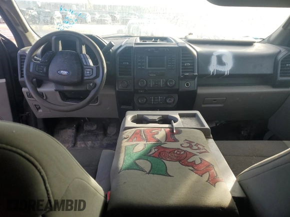 2017 Ford F-150 XL with VIN 1FTEX1CP3HFA43031, listed as a Copart auction lot 89388605 with 176,948 mi miles and Salvage Title. Bid and sale history available at carsss.com. Image 8.