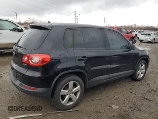 2010 Volkswagen Tiguan with VIN WVGCV7AX3AW001513, listed as a Copart auction lot 83395474 with 147,203 mi miles and Clean Title. Bid and sale history available at DreamBid. Image 3.