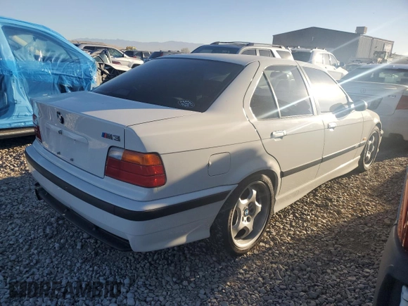 1997 BMW M3 with VIN WBSCD032XVEE11393, listed as a Copart auction lot 72560804 with 195,456 mi miles and Salvage title. Bid and sale history available at DreamBid. Image 3.