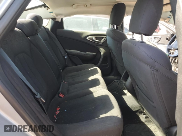 2015 Chrysler 200 Limited with VIN 1C3CCCAB1FN672686, listed as a Copart auction lot 52155565 with 117,710 mi miles and Salvage Title. Bid and sale history available at carsss.com. Image 10.