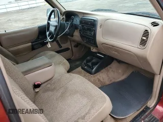 1999 Ford Ranger XL z VIN 1FTZR15V3XTA84511, wystawiony jako Copart lot #57295265 z przebiegiem 207 550 mil mil oraz Czysty tytuł • Clean title. Historia ofert i sprzedaży dostępna na DreamBid. Obrazek 8.