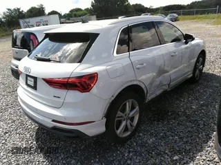 2020 Audi Q3 S line Premium Plus с VIN WA1EECF3XL1034045, выставлен на аукционе IAAI как лот 42726643 с пробегом 121 743 миль миль и . История ставок и продаж доступна на DreamBid. Изображение 4.
