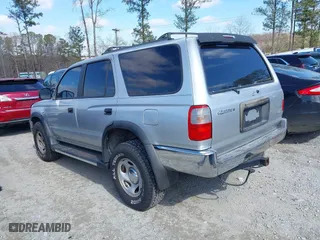 2000 Toyota 4Runner with VIN JT3GM84R7Y0063428, listed as a IAAI auction lot 41615410 with 276,948 mi miles. Bid and sale history available at carsss.com. Image 3.