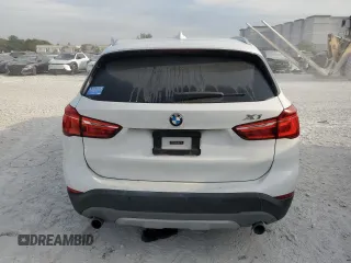 2016 BMW X1 xDrive28i z VIN WBXHT3C3XGP884843, wystawiony jako Copart lot #50605845 z przebiegiem 115 197 mil mil oraz Nie do naprawy • Non repairable. Historia ofert i sprzedaży dostępna na DreamBid. Obrazek 6.