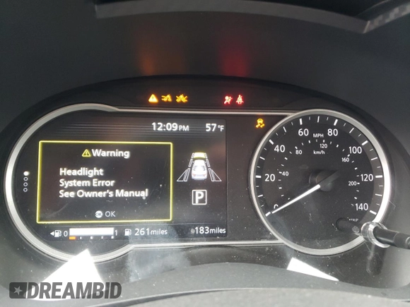 2025 Nissan Versa SV z VIN 3N1CN8EV6SL812476, wystawiony jako Copart lot #54607055 z przebiegiem 183 mil mil oraz Szkoda całkowita • Salvage title. Historia ofert i sprzedaży dostępna na DreamBid. Obrazek 9.