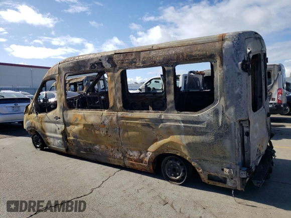 2019 Ford Transit XL z VIN 1FDZX2CM5KKB47589, wystawiony jako Copart lot #77912294 z przebiegiem Nie podano mil oraz Nie do naprawy • Non repairable. Historia ofert i sprzedaży dostępna na DreamBid. Obrazek 2.
