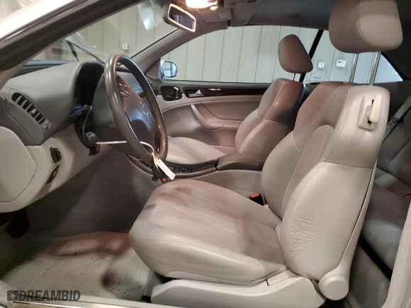 2001 Mercedes-Benz CLK-Class with VIN WDBLK70G71T075953, listed as a Copart auction lot 79556524 with 71,428 mi miles and Clean Title. Bid and sale history available at carsss.com. Image 7.