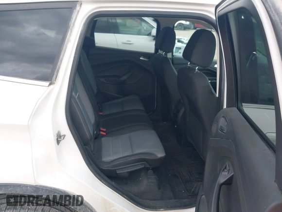 2013 Ford Escape SE с VIN 1FMCU0GXXDUD08064, выставлен на аукционе IAAI как лот 42154875 с пробегом 85 138 миль миль и . История ставок и продаж доступна на DreamBid. Изображение 8.