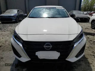 2025 Nissan Altima SV with VIN 1N4BL4DW1SN320770, listed as a Copart auction lot 53951215 with 10,813 mi miles and Salvage Title. Bid and sale history available at DreamBid. Image 5.